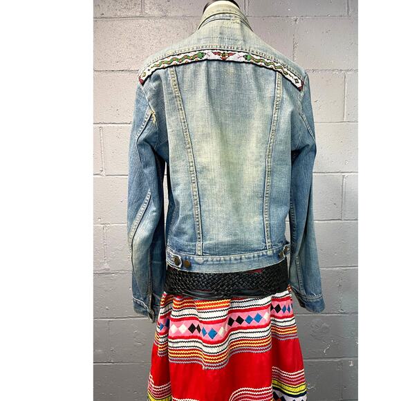 Vtg 1970s Wrangler Beaded Native American Med Wash Denim Jacket Honest Wear - Picture 9 of 16
